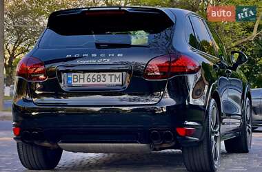 Внедорожник / Кроссовер Porsche Cayenne 2013 в 