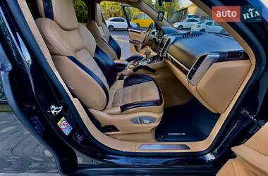 Внедорожник / Кроссовер Porsche Cayenne 2013 в 