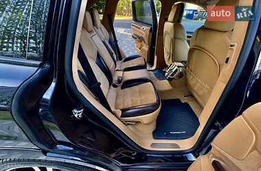 Внедорожник / Кроссовер Porsche Cayenne 2013 в 