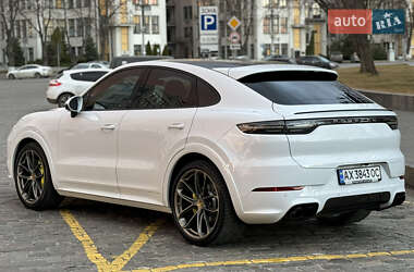 Внедорожник / Кроссовер Porsche Cayenne 2019 в 