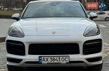 Внедорожник / Кроссовер Porsche Cayenne 2019 в 