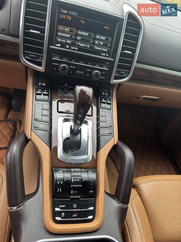 Внедорожник / Кроссовер Porsche Cayenne 2013 в Днепре
