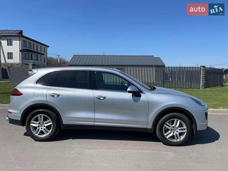 Porsche Cayenne 2015