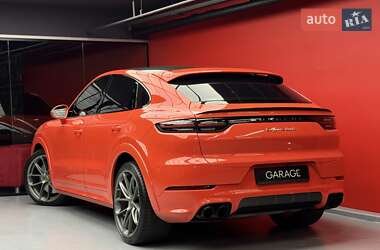 Внедорожник / Кроссовер Porsche Cayenne 2019 в 