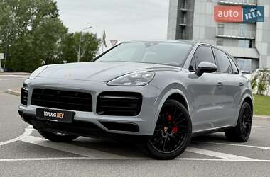 Позашляховик / Кросовер Porsche Cayenne 2018 в 