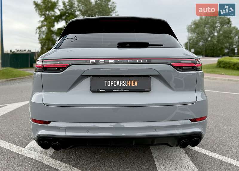 Внедорожник / Кроссовер Porsche Cayenne 2018 в Киеве