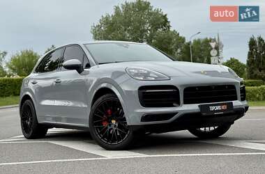 Позашляховик / Кросовер Porsche Cayenne 2018 в 