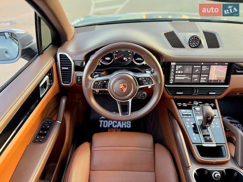 Внедорожник / Кроссовер Porsche Cayenne 2018 в Киеве