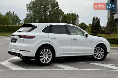 Внедорожник / Кроссовер Porsche Cayenne 2020 в 