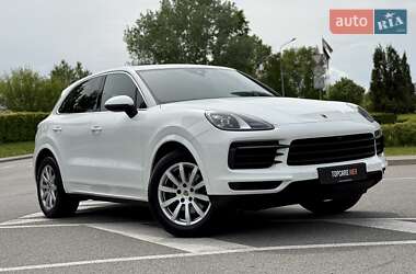 Внедорожник / Кроссовер Porsche Cayenne 2020 в 