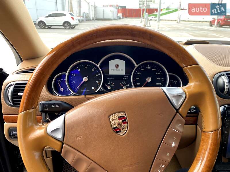 Позашляховик / Кросовер Porsche Cayenne 2006 в Києві