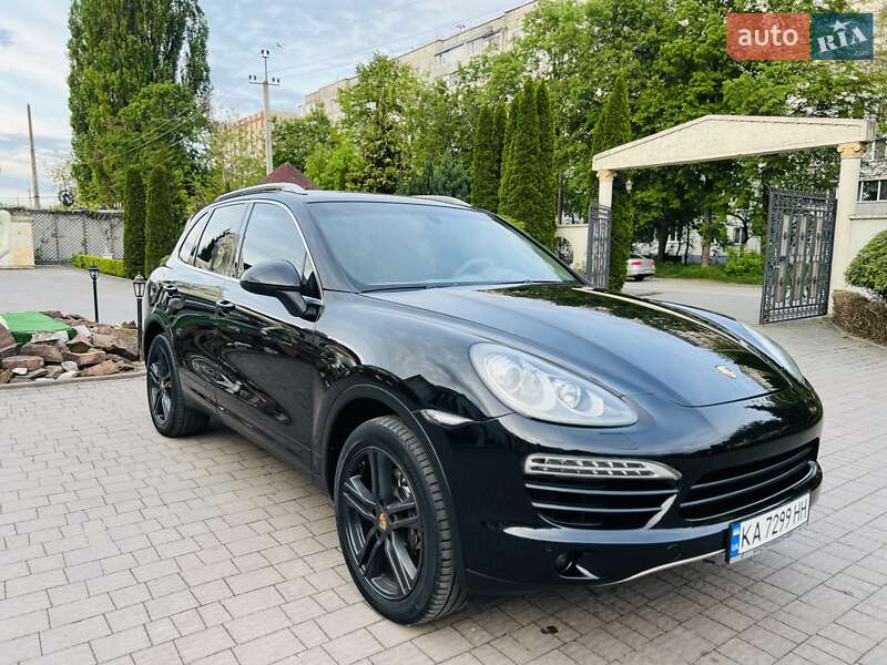 Позашляховик / Кросовер Porsche Cayenne 2010 в Хмельницькому