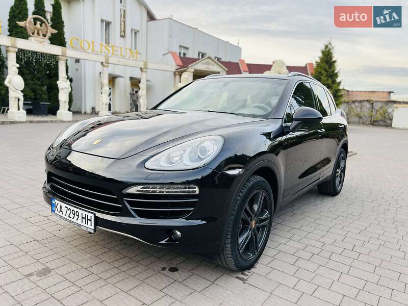 Позашляховик / Кросовер Porsche Cayenne 2010 в Хмельницькому