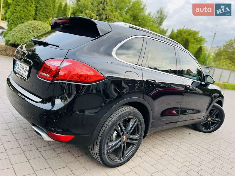 Позашляховик / Кросовер Porsche Cayenne 2010 в Хмельницькому