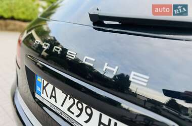 Внедорожник / Кроссовер Porsche Cayenne 2010 в 