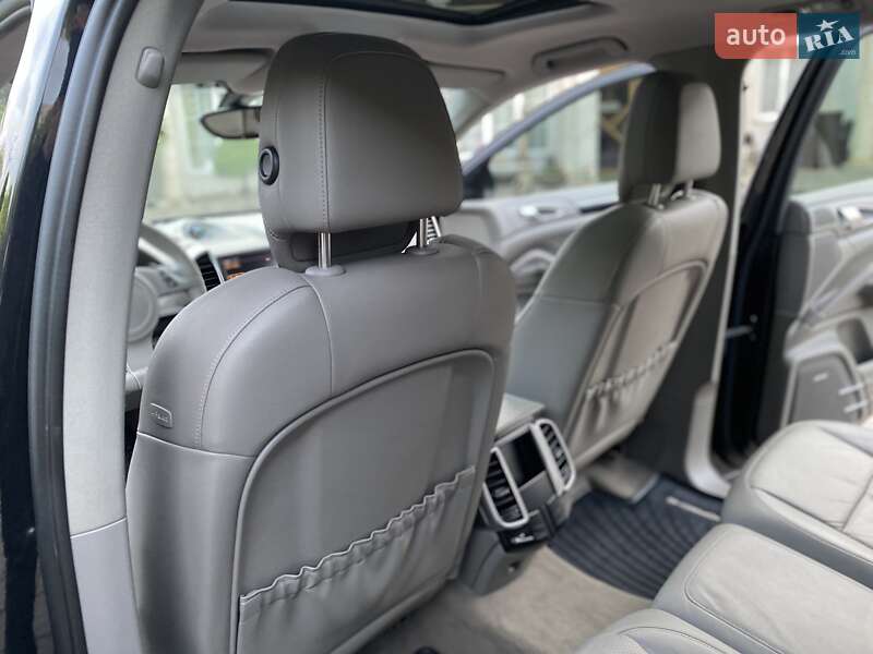 Позашляховик / Кросовер Porsche Cayenne 2010 в Хмельницькому