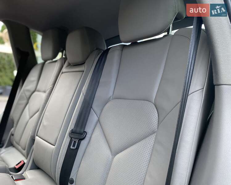 Позашляховик / Кросовер Porsche Cayenne 2010 в Хмельницькому