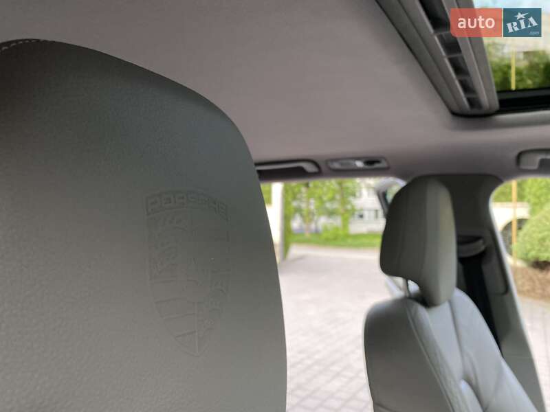 Позашляховик / Кросовер Porsche Cayenne 2010 в Хмельницькому