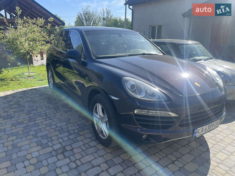 Позашляховик / Кросовер Porsche Cayenne 2011 в Переяславі