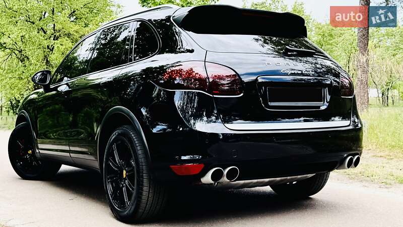 Внедорожник / Кроссовер Porsche Cayenne 2010 в Киеве
