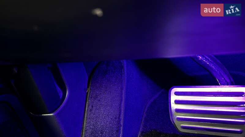 Внедорожник / Кроссовер Porsche Cayenne 2010 в Киеве