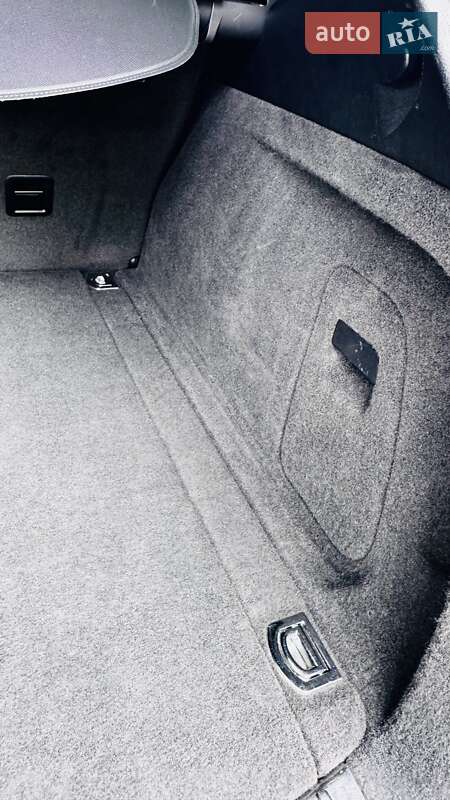 Внедорожник / Кроссовер Porsche Cayenne 2010 в Киеве