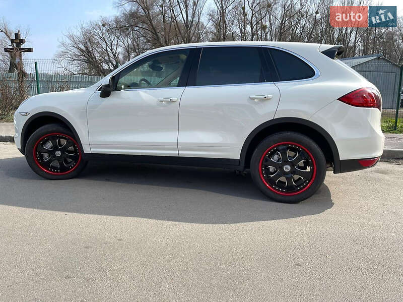 Внедорожник / Кроссовер Porsche Cayenne 2010 в Днепре