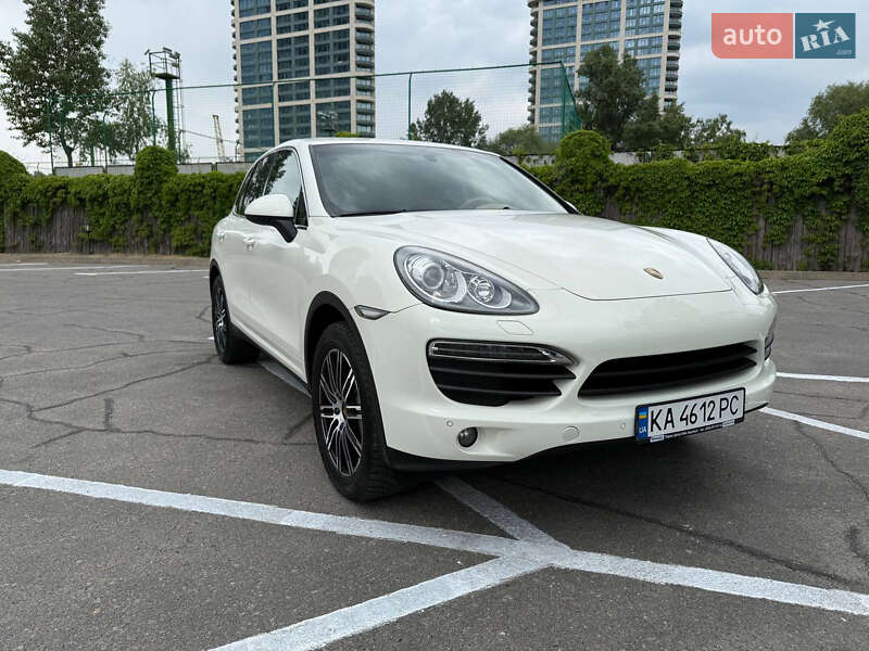 Внедорожник / Кроссовер Porsche Cayenne 2010 в Днепре