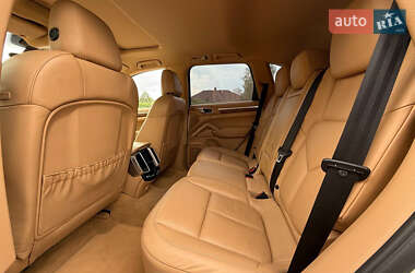 Позашляховик / Кросовер Porsche Cayenne 2010 в 