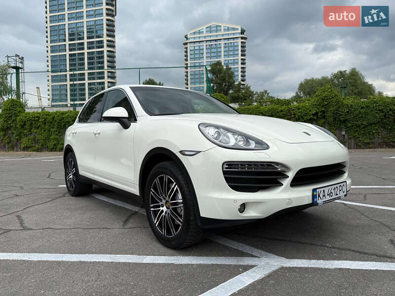 Внедорожник / Кроссовер Porsche Cayenne 2010 в Днепре