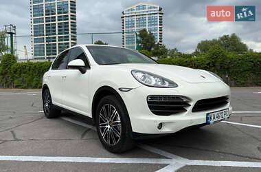 Позашляховик / Кросовер Porsche Cayenne 2010 в 