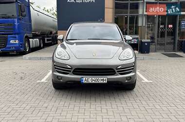 Внедорожник / Кроссовер Porsche Cayenne 2013 в 