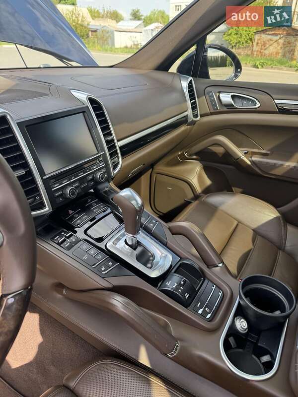 Внедорожник / Кроссовер Porsche Cayenne 2015 в Житомире фото 14 Внедорожник / Кроссовер Porsche Cayenne 2015 в Житомире