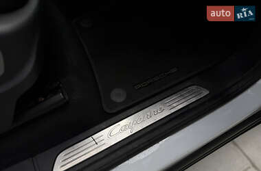 Внедорожник / Кроссовер Porsche Cayenne 2015 в 