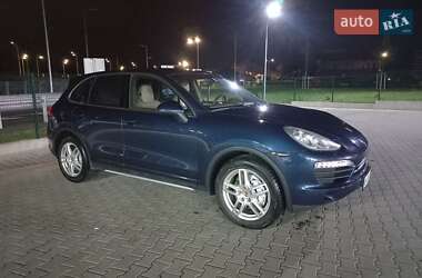Внедорожник / Кроссовер Porsche Cayenne 2013 в 