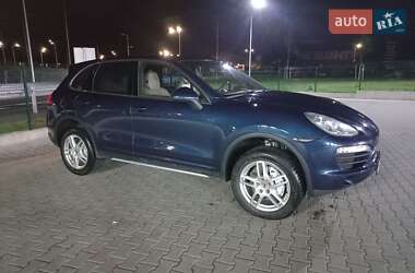 Внедорожник / Кроссовер Porsche Cayenne 2013 в 