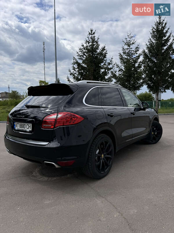 Позашляховик / Кросовер Porsche Cayenne 2010 в Коломиї