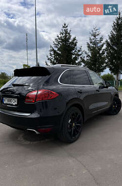 Внедорожник / Кроссовер Porsche Cayenne 2010 в 