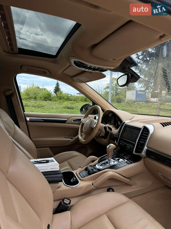 Позашляховик / Кросовер Porsche Cayenne 2010 в Коломиї