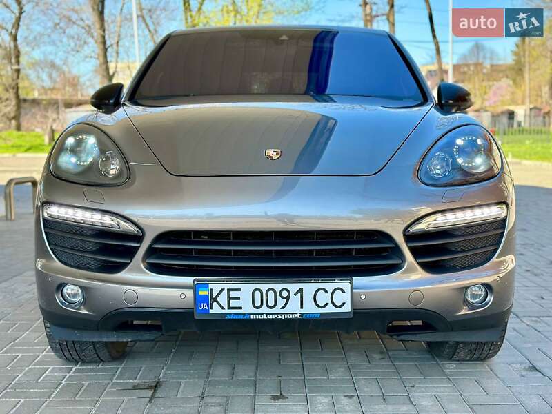 Позашляховик / Кросовер Porsche Cayenne 2013 в Дніпрі