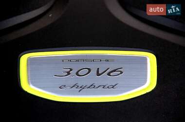 Позашляховик / Кросовер Porsche Cayenne 2020 в 