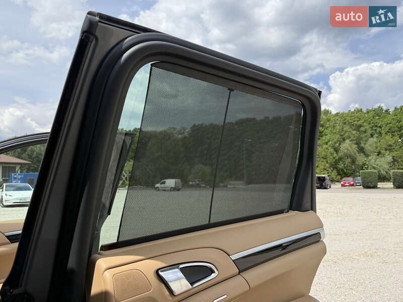 Внедорожник / Кроссовер Porsche Cayenne 2013 в Днепре фото 15 Внедорожник / Кроссовер Porsche Cayenne 2013 в Днепре