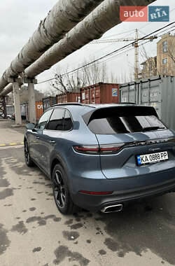 Позашляховик / Кросовер Porsche Cayenne 2018 в 
