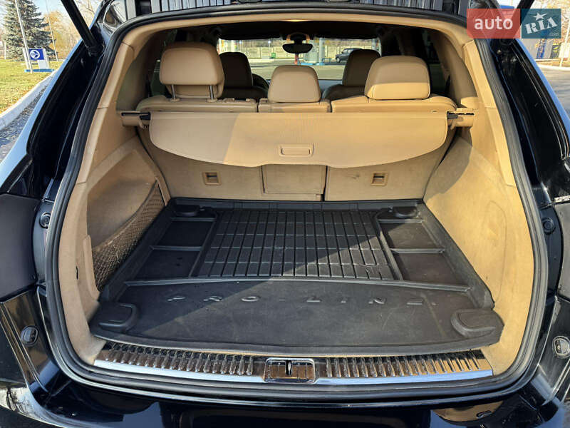 Внедорожник / Кроссовер Porsche Cayenne 2012 в Павлограде