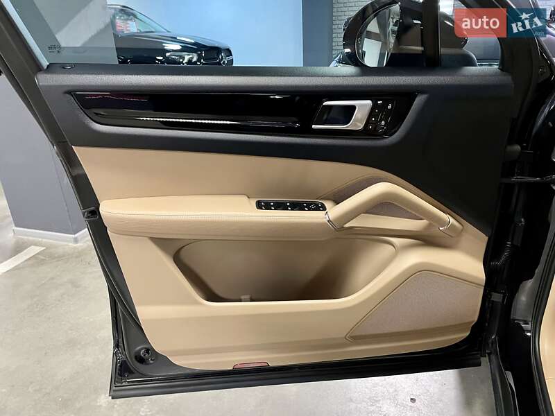 Внедорожник / Кроссовер Porsche Cayenne 2020 в Львове фото 27 Внедорожник / Кроссовер Porsche Cayenne 2020 в Львове