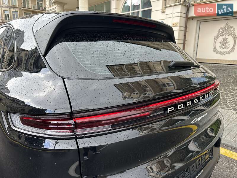 Внедорожник / Кроссовер Porsche Cayenne 2025 в Киеве фото 39 Внедорожник / Кроссовер Porsche Cayenne 2025 в Киеве
