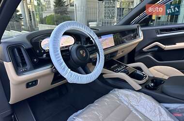 Внедорожник / Кроссовер Porsche Cayenne 2025 в 