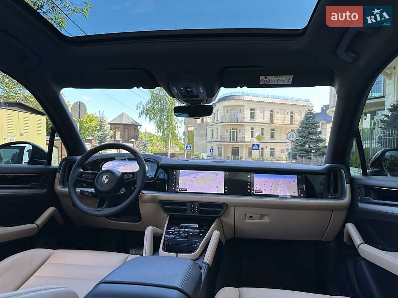Внедорожник / Кроссовер Porsche Cayenne 2025 в Киеве фото 119 Внедорожник / Кроссовер Porsche Cayenne 2025 в Киеве