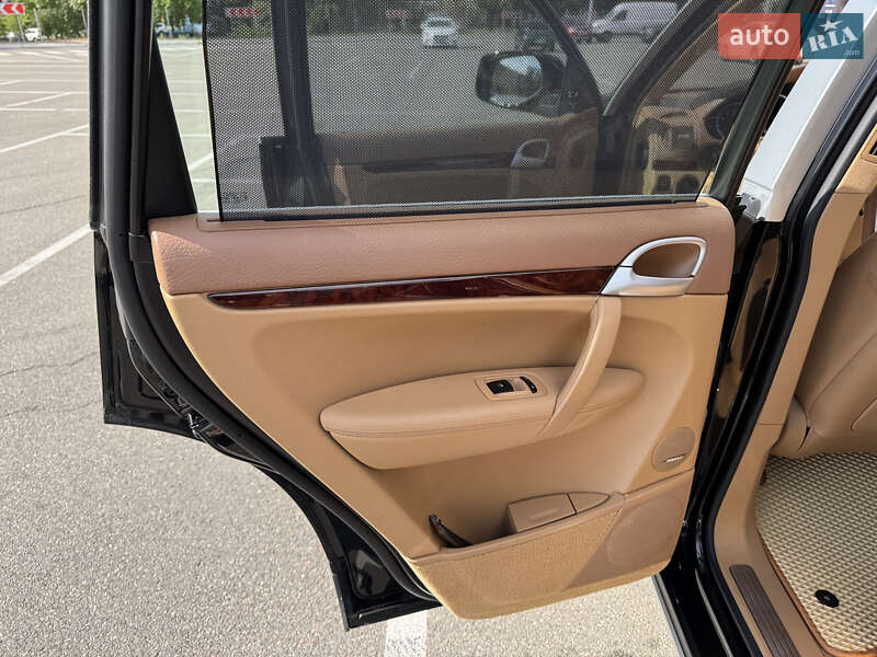 Внедорожник / Кроссовер Porsche Cayenne 2007 в Киеве
