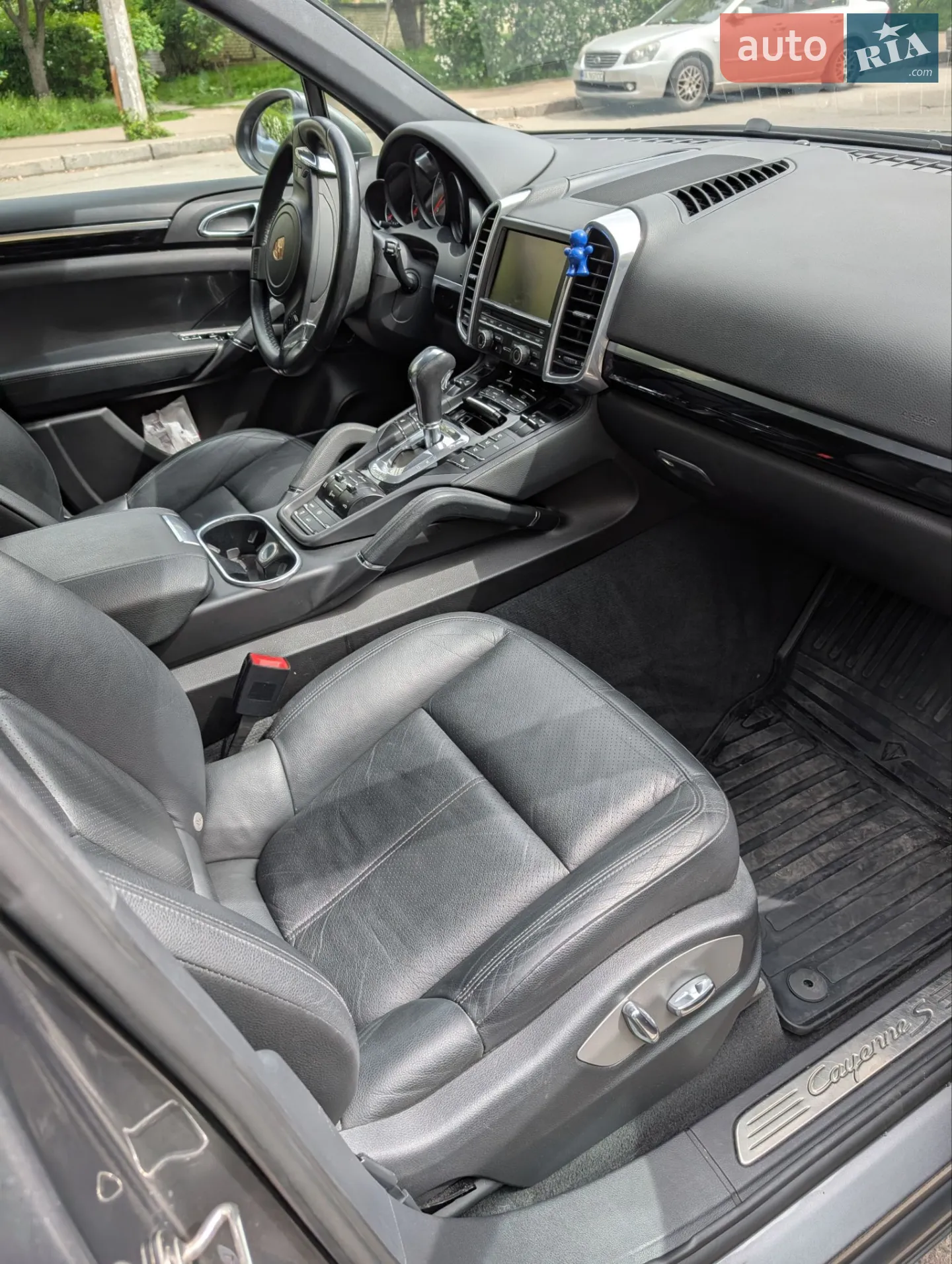 Porsche Cayenne 2010 VIN WP1ZZZ92ZBLA40414 фото оголошення 10 з 28
